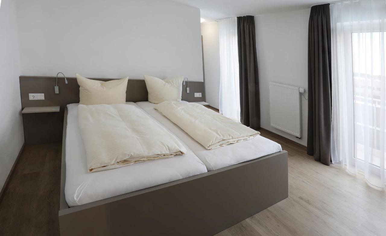 Apartment Hotel 37 Алтдорф Екстериор снимка